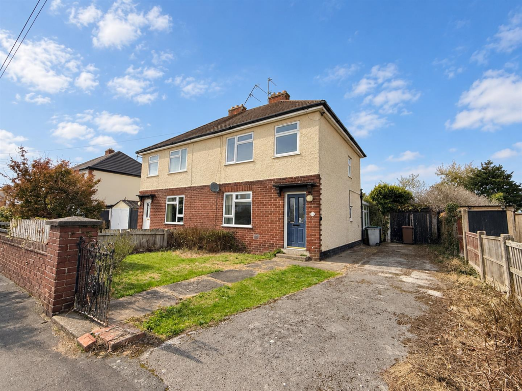 3-bed semi-detached on Constantine Avenue, Heswall, Wirral, £230,000