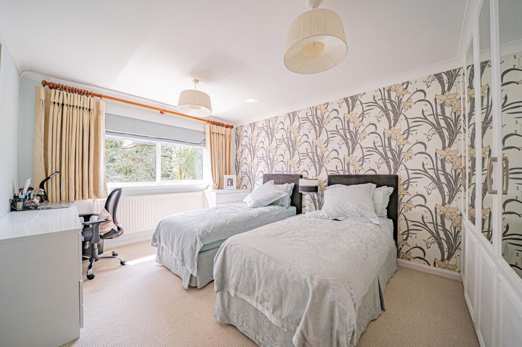 Additional image 15 of Warwick Road, Knowle, B93