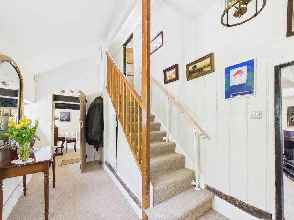 Well House, Frensham Road, Rolvenden Layne - More