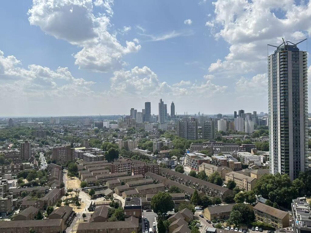 Hurlock Heights, Deacon Street, Southwark, London