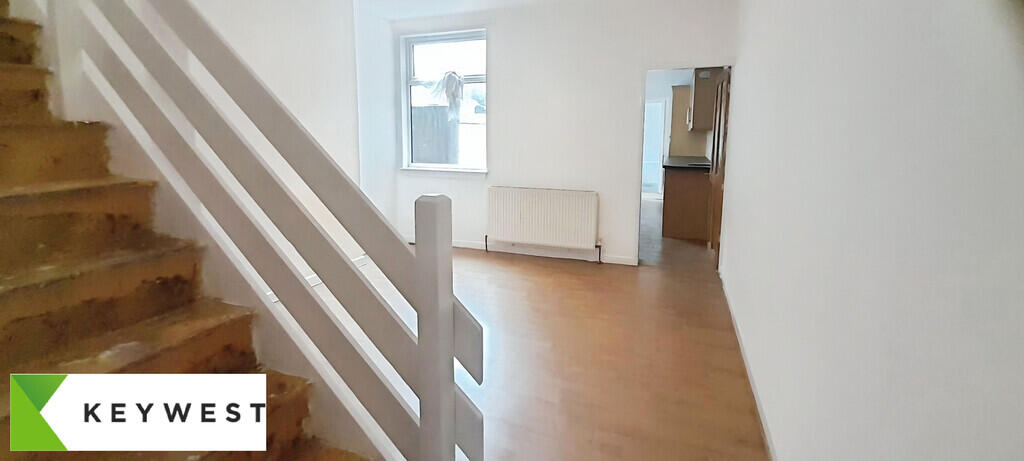 House in Leicester, City of Leicester - View 4