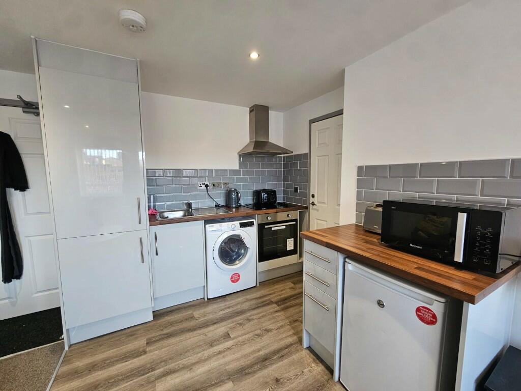 Main image of property: South Street, Hull, East Riding Of Yorkshire, HU1