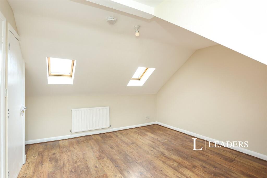 Main image of property: Sundridge Parade, Plaistow Lane, Bromley, BR1