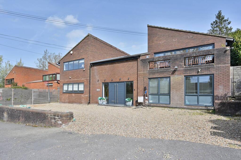 Main image of property: Hempstead Road, Watford, WD17