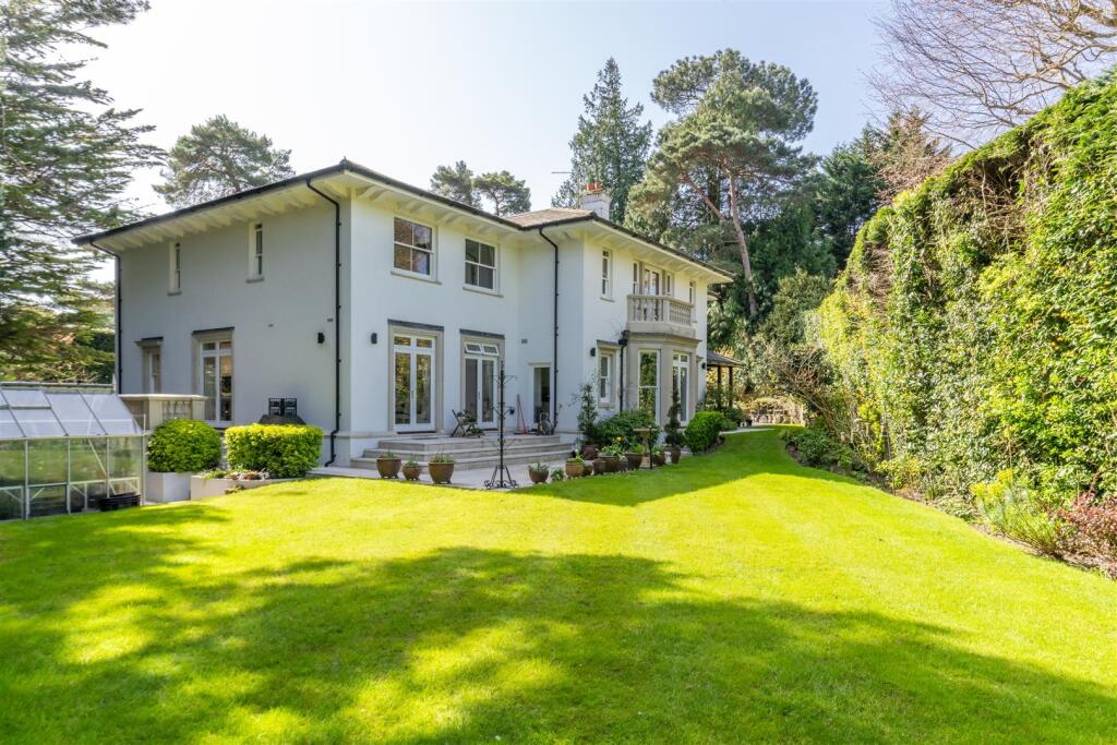 Western Avenue, Branksome Park photo 4