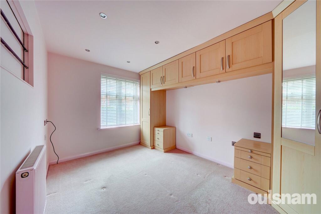 Apartment in Worcester - More
