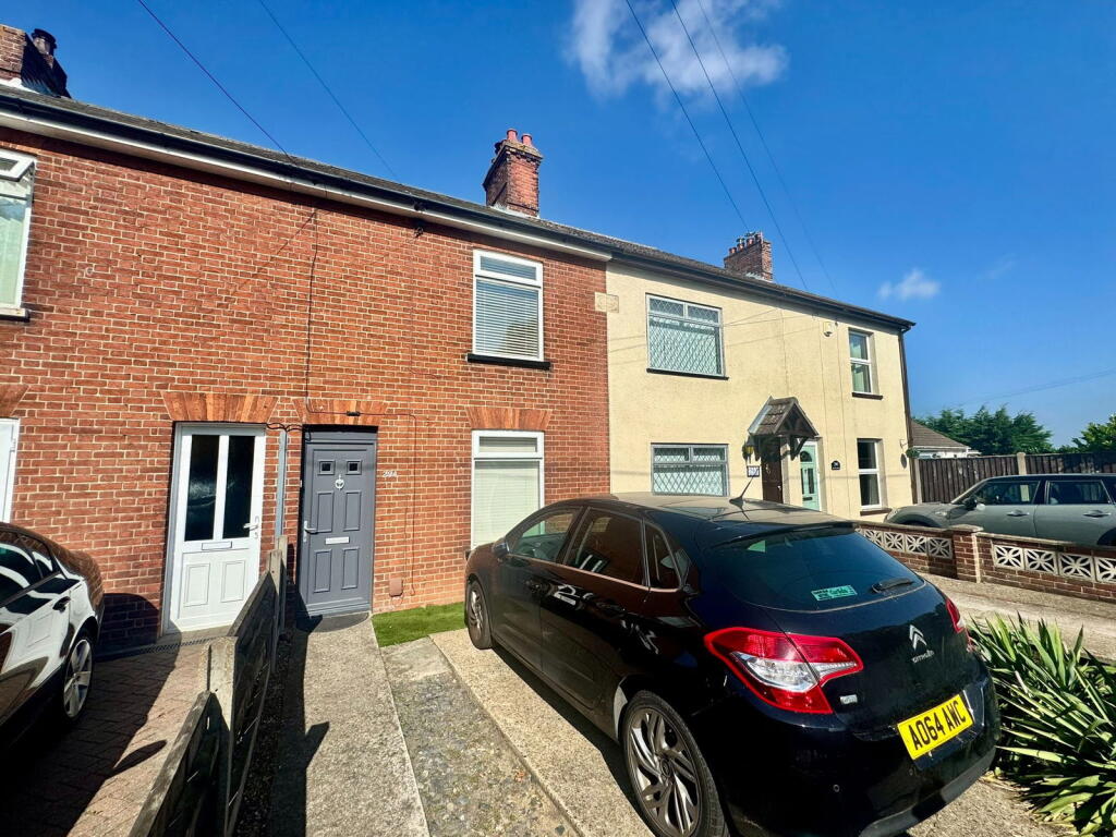 Beccles Road, Carlton Colville, Lowestoft, NR33 8HW photo 3