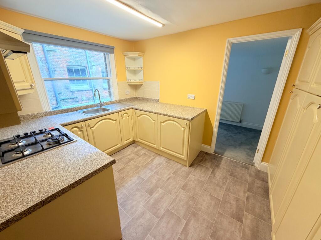 Apartment in St Leonards-on-Sea, West Marina - More