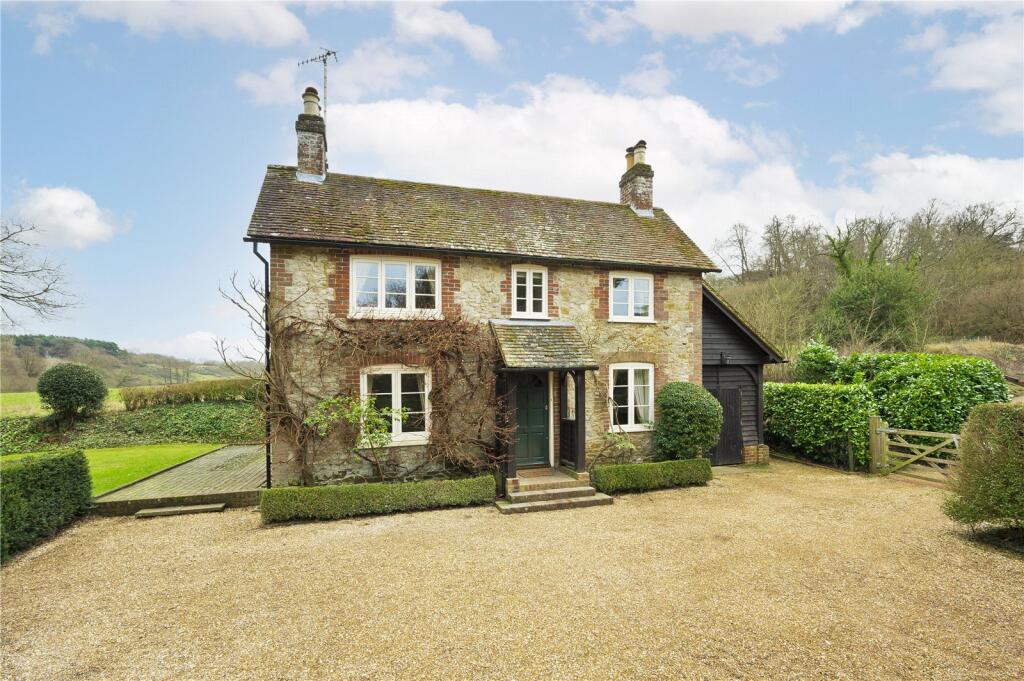 Main image of property: Snowdenham Lane, Bramley, Guildford, Surrey, GU5