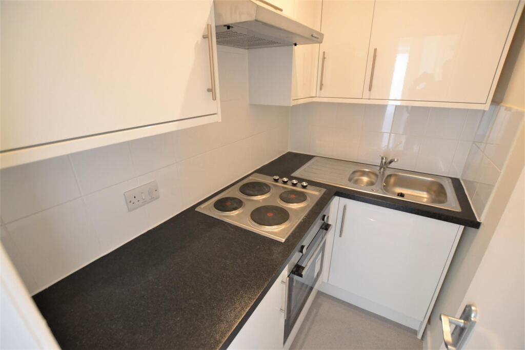 Additional image 4 of Victoria Road, Parkstone, Poole