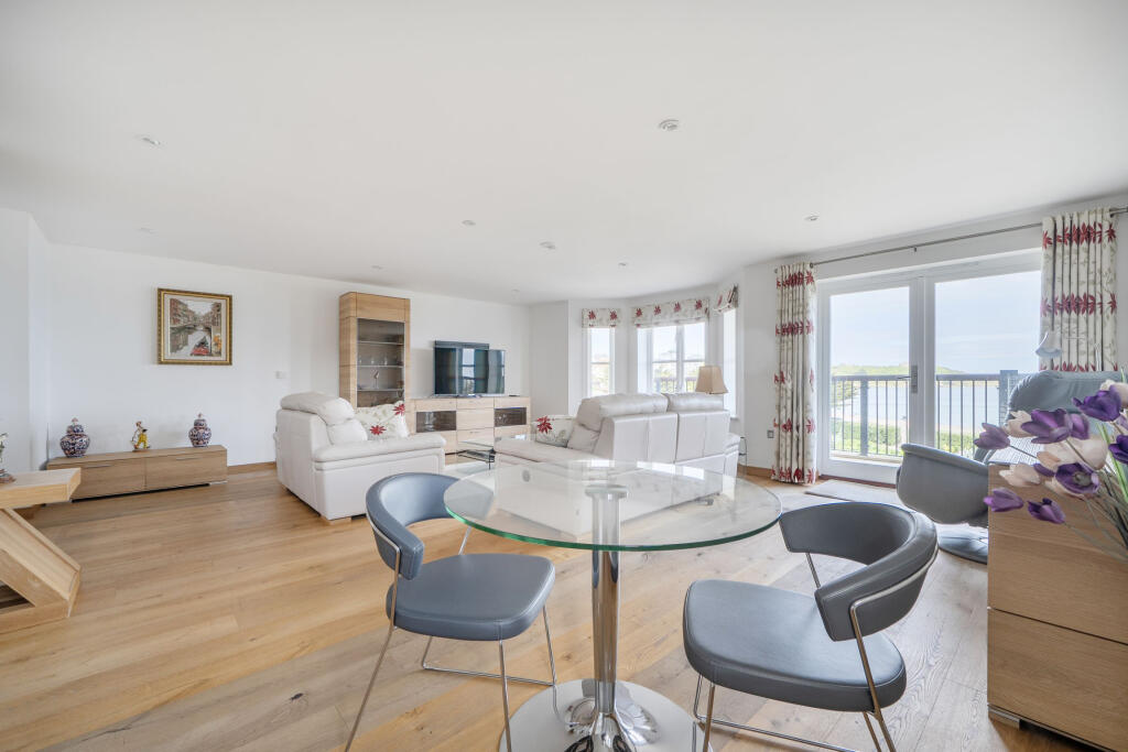 Apartment in Falmouth, Cornwall - View 5