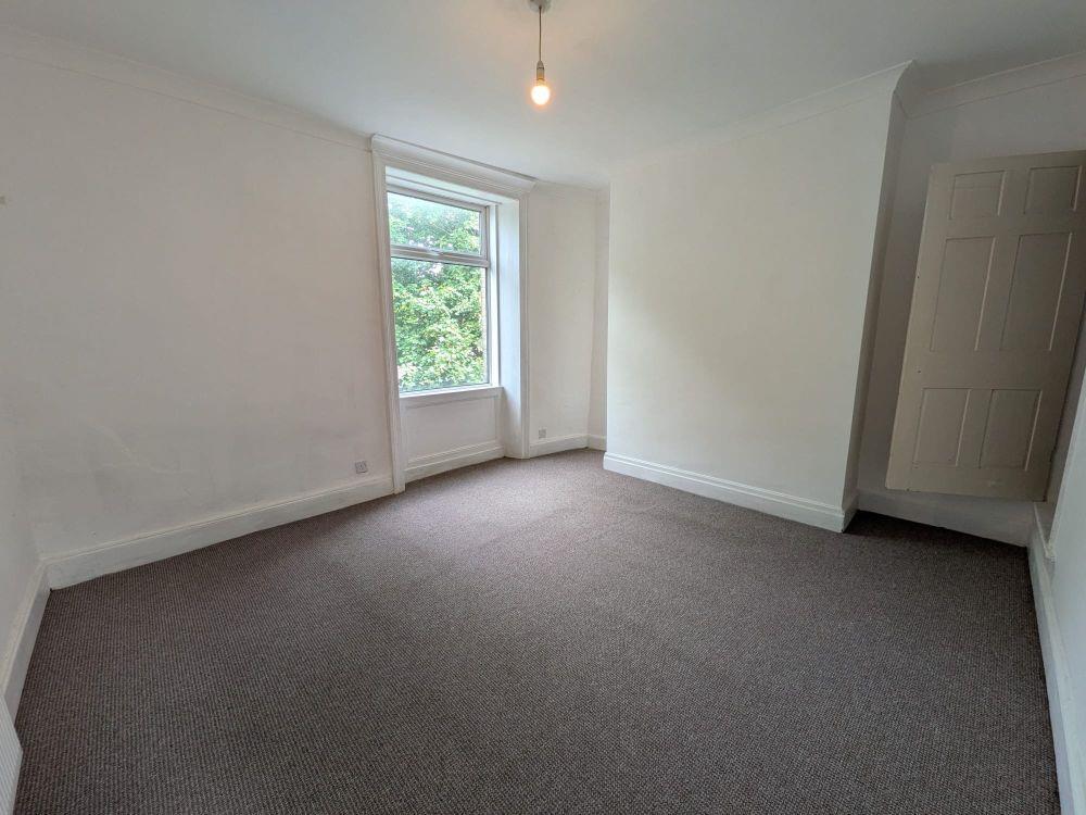 House in Bradford - View 5