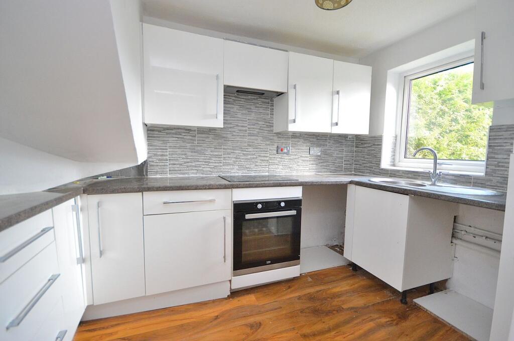 House in Northampton, West Northamptonshire - View 5