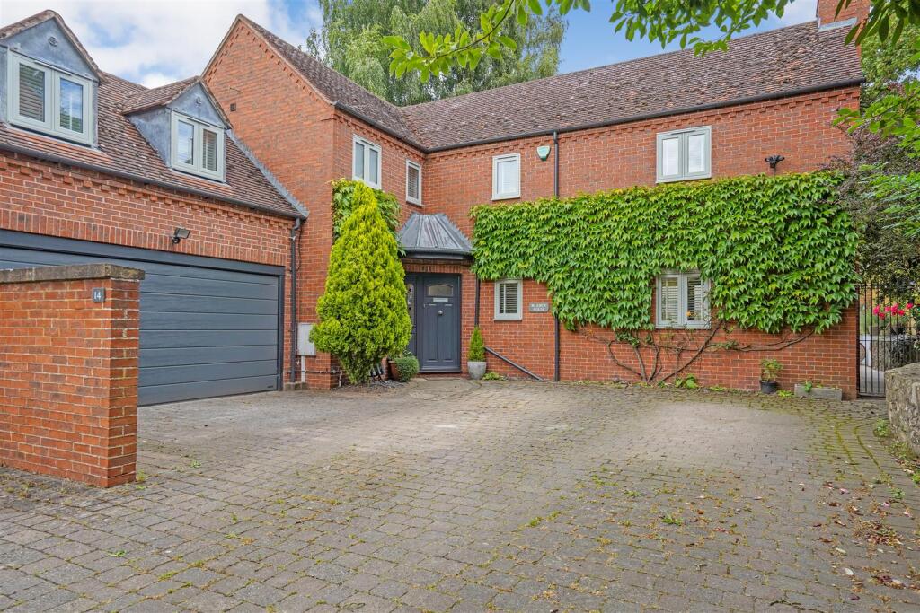 Main image of property: Main Street, Cadeby