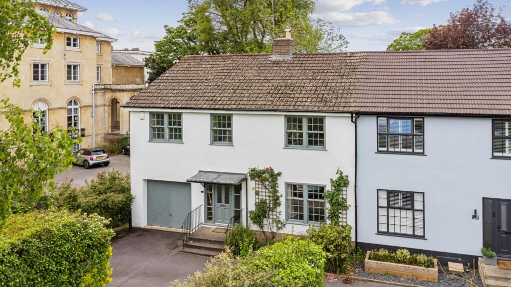 Main image of property: Malvern Road, Cheltenham, Gloucestershire, GL50