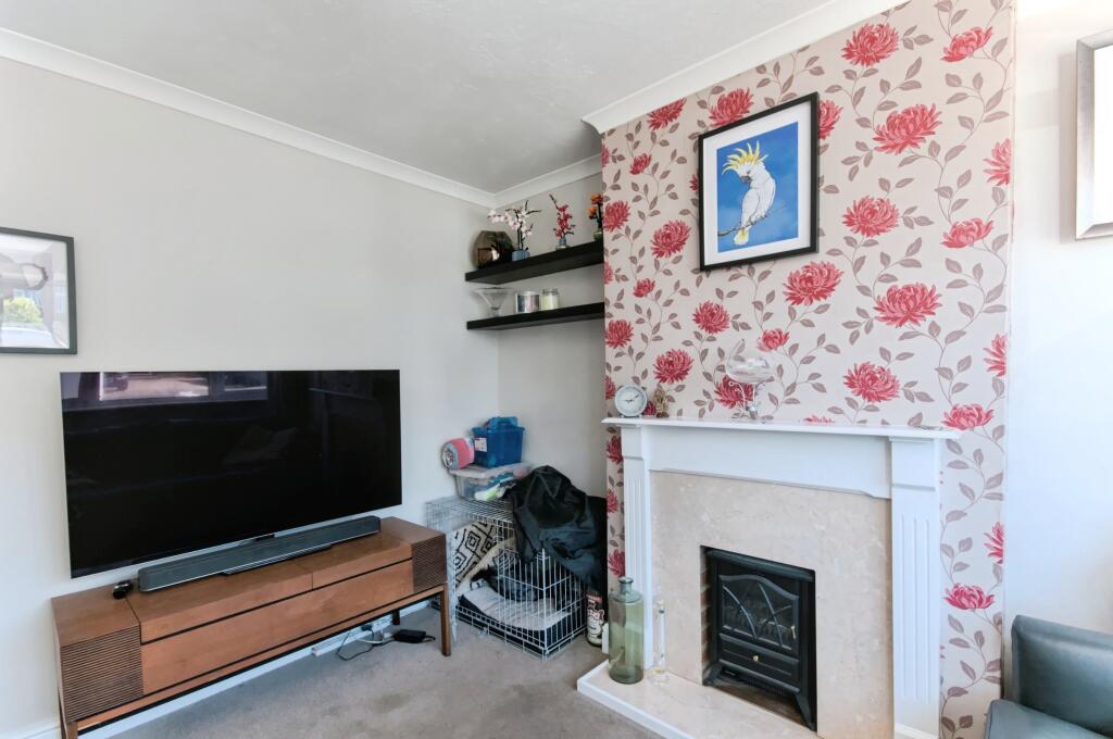 House in Eastbourne, East Sussex - More