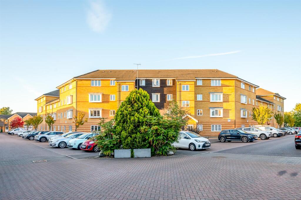 Main image of property: Stanley Close, London