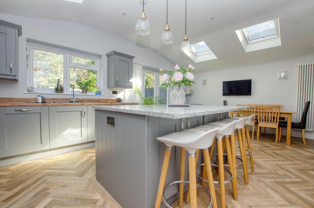 House in Southampton - View 5