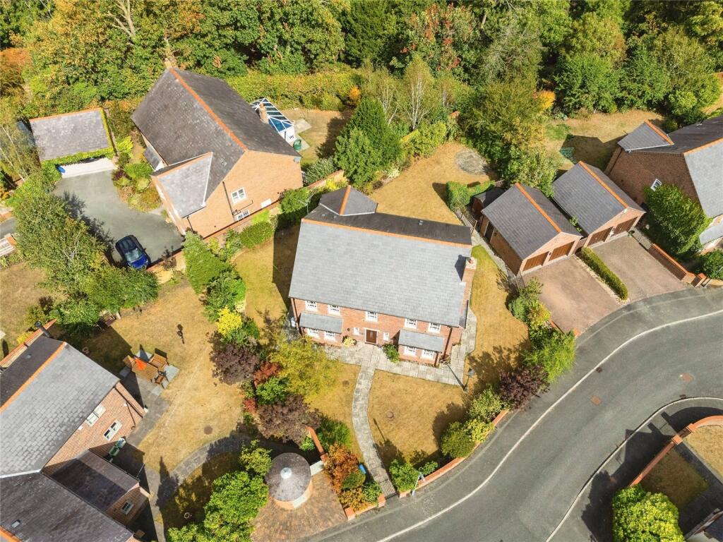 House in Llandudno, Gresford - View 4