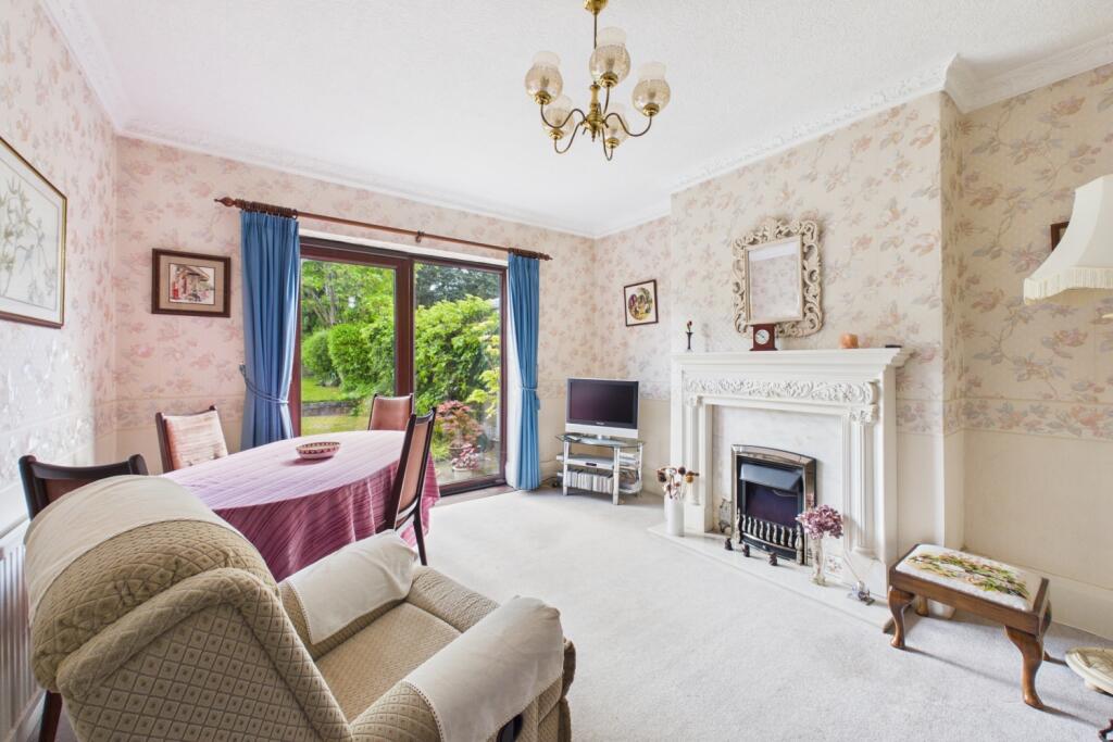 Meadow Head, Sheffield, S8 7UN photo 4