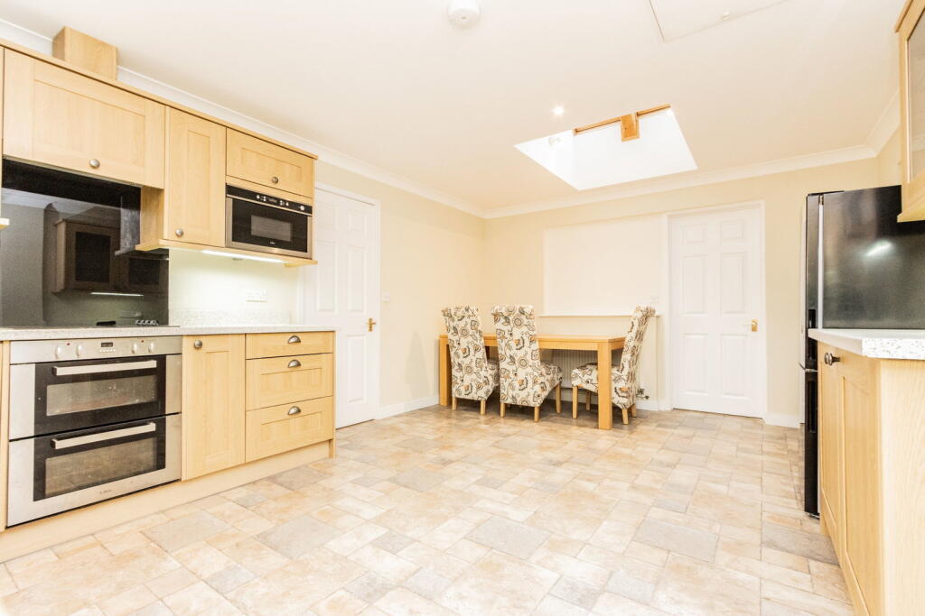 House in Tonbridge - View 4