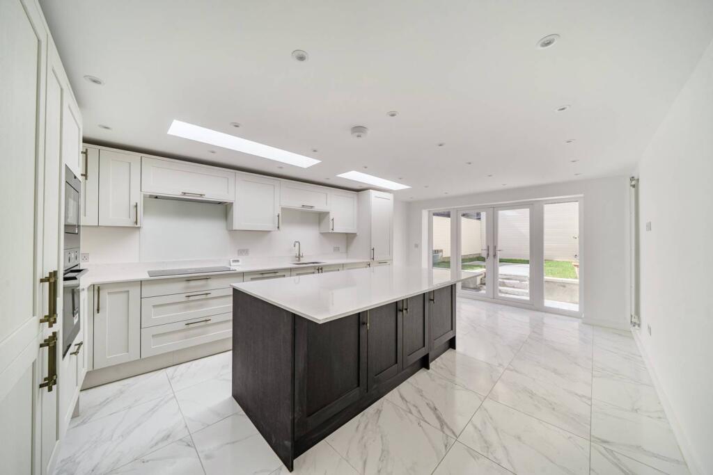 Main image of property: Grove Road, Acton, London, W3