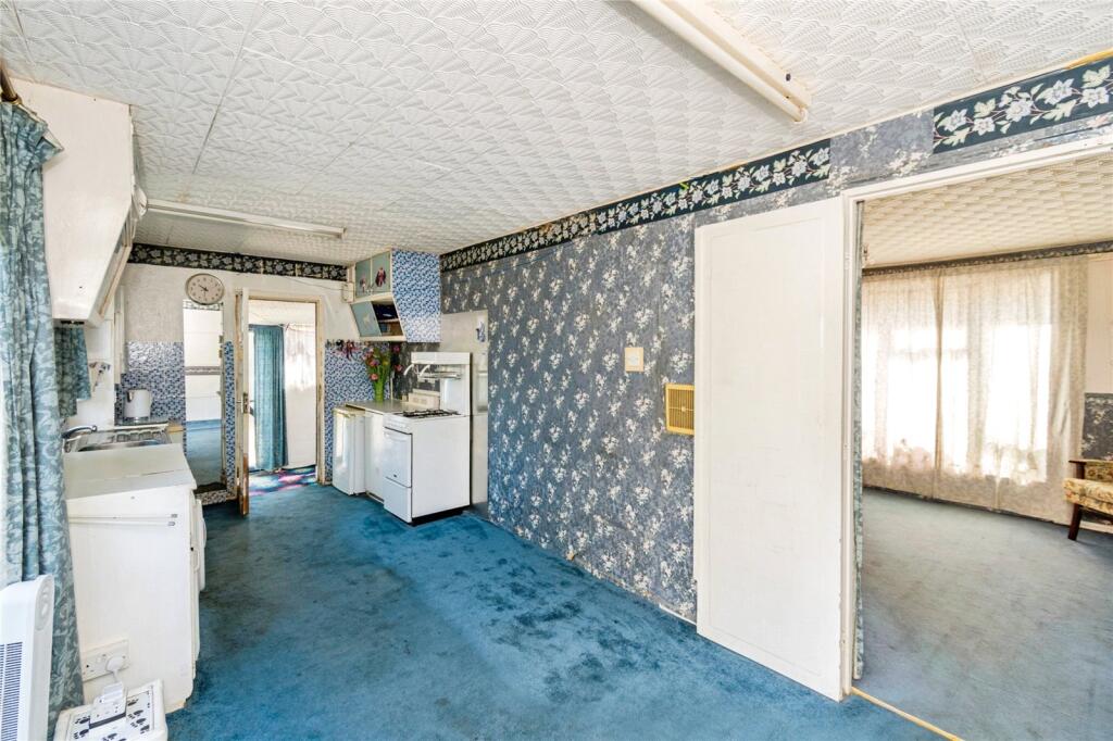 House in Southampton - View 5
