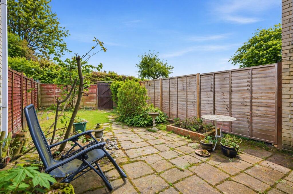 House in St Albans - View 3