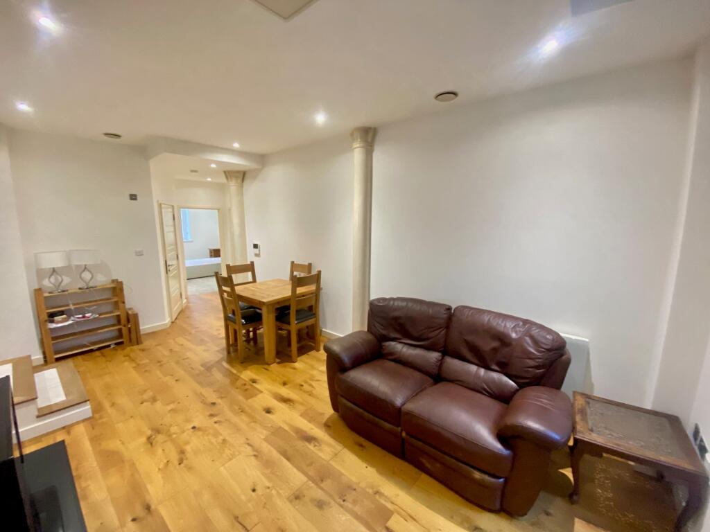 Apartment in Nottingham - View 2