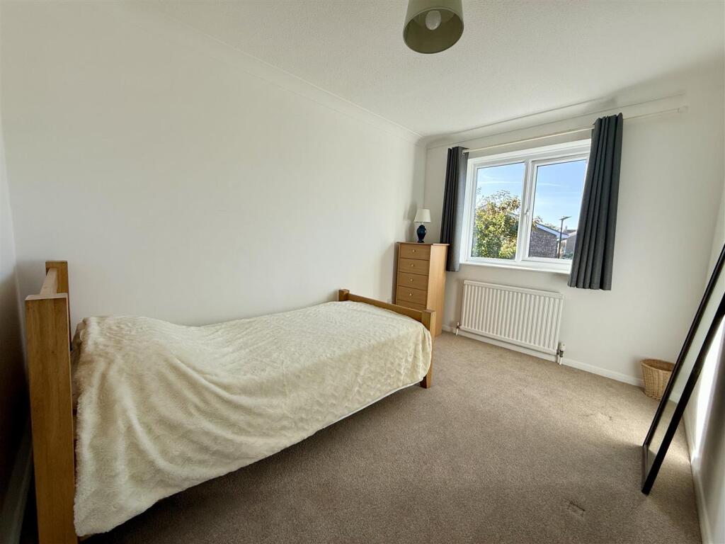 House in Portsmouth - View 5