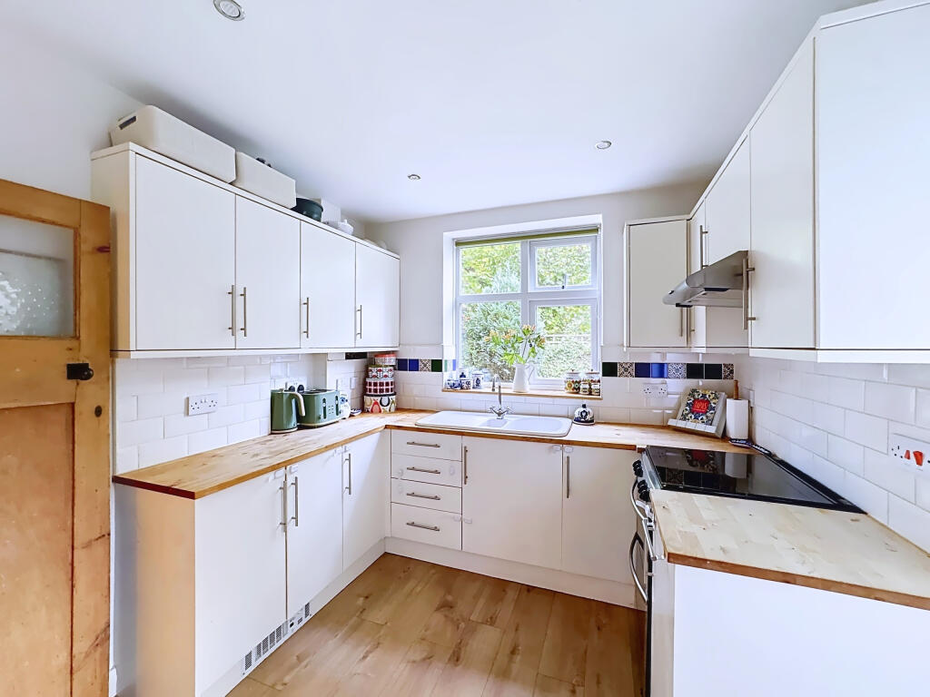 House in Leeds, West Yorkshire - More