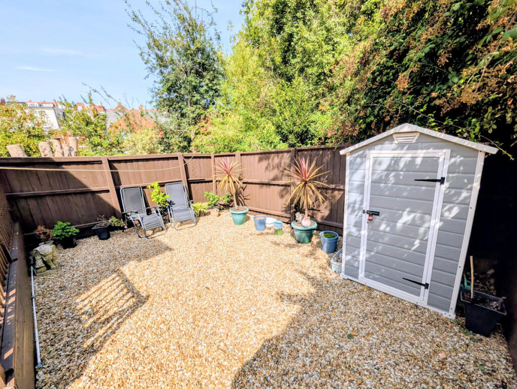 House in Portsmouth - View 3