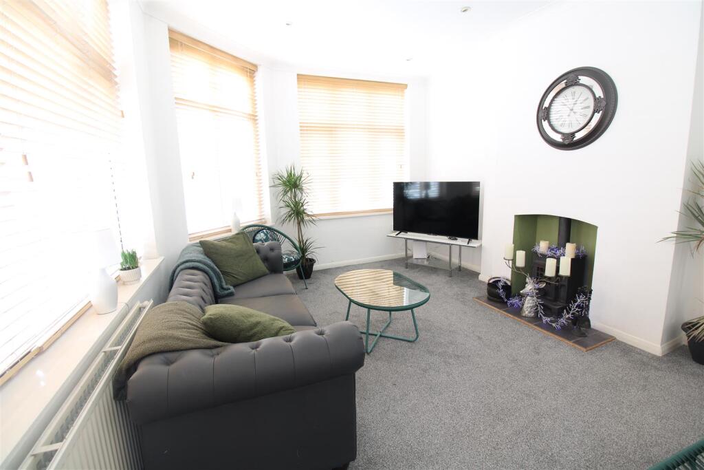 House in Portsmouth - View 5