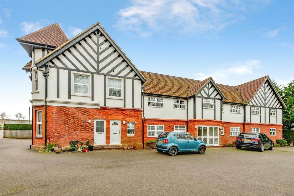 Main image of property: Dunraven Avenue, Redhill