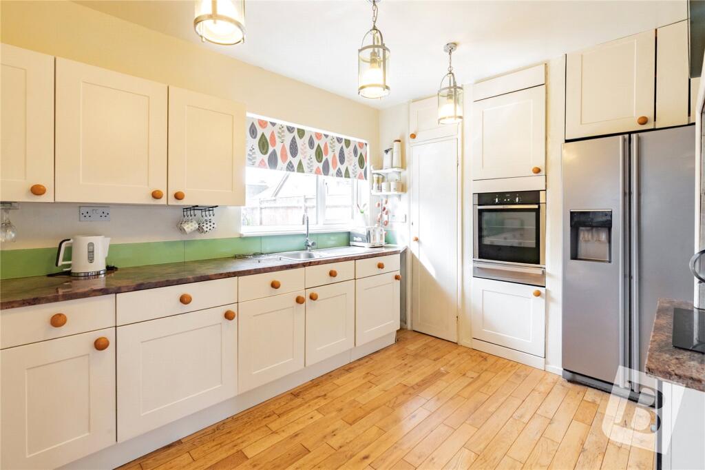 First Avenue, Northfleet, Gravesend, Kent, DA11 – pohled 4
