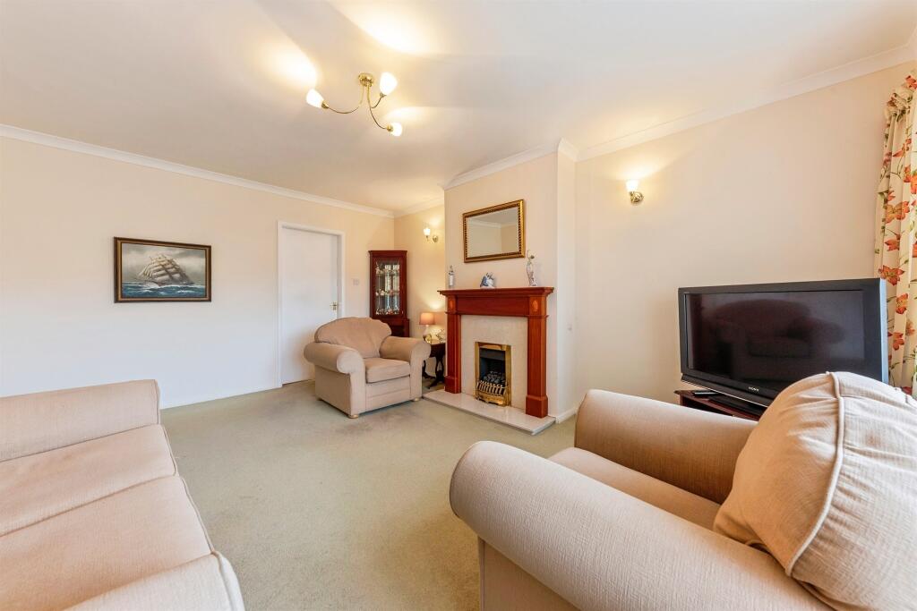 House in South Kesteven, Grantham - View 3