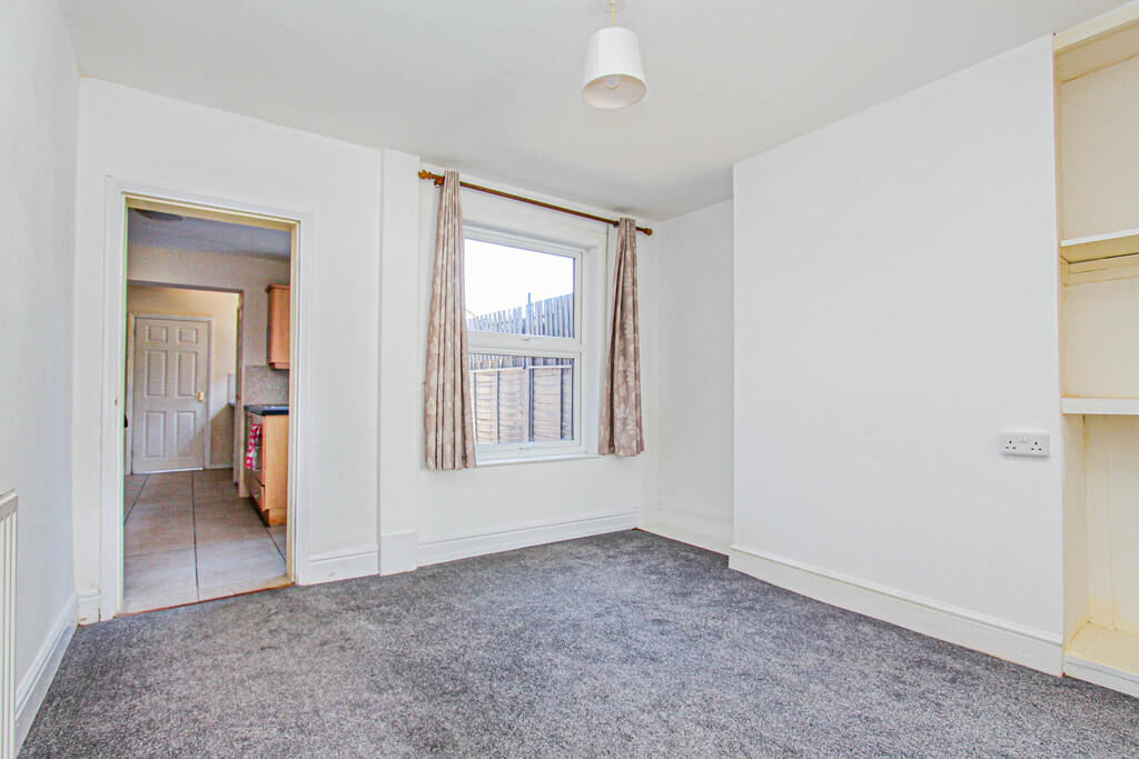 House in Finedon, North Northamptonshire - View 5