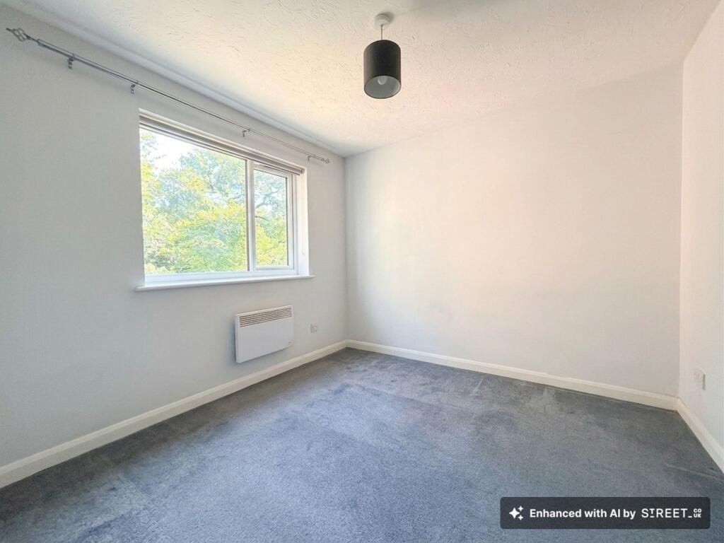 Apartment in Southampton, Waterside Park, Botany Bay - View 4