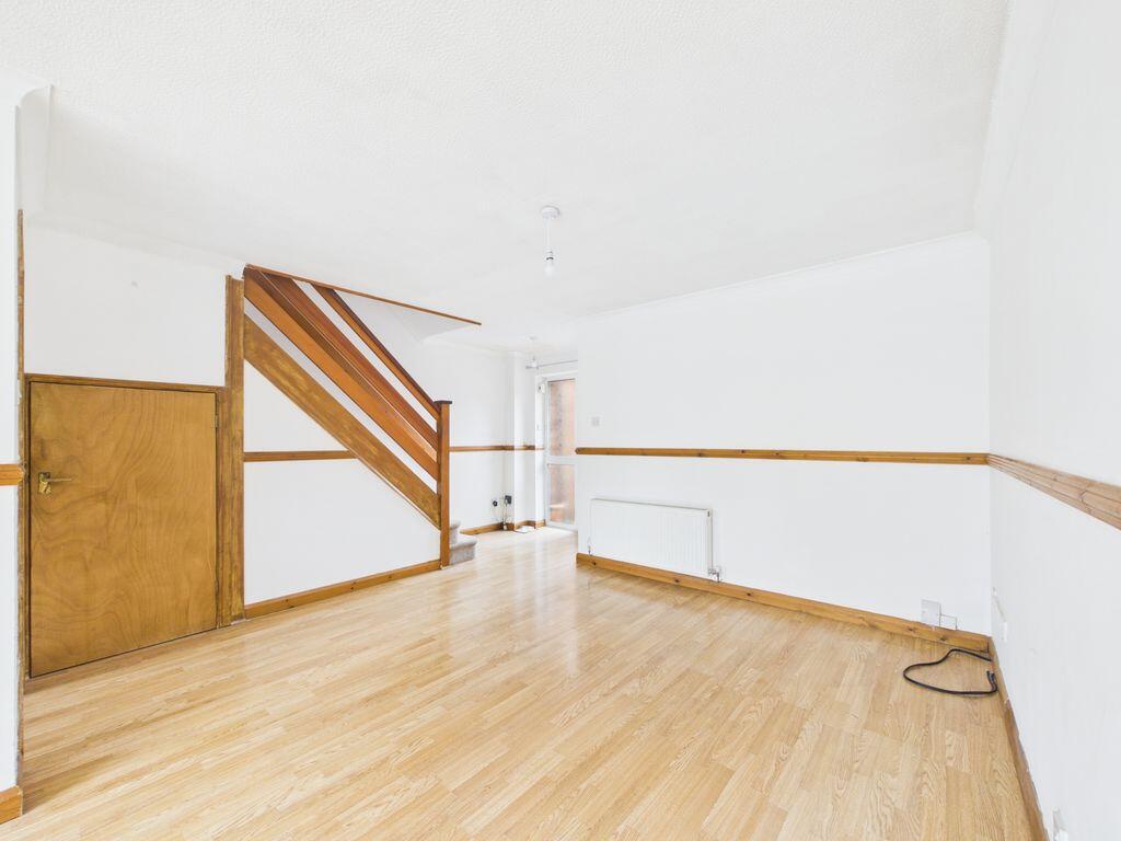 House in Gloucester - View 4