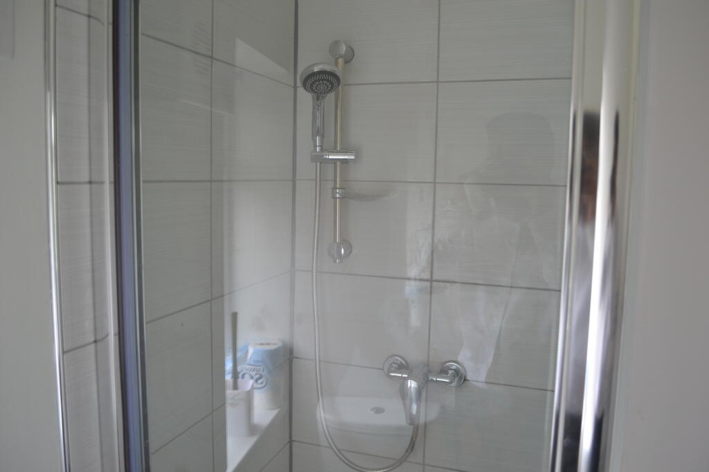 4 bedroom semi-detached bungalow for rent