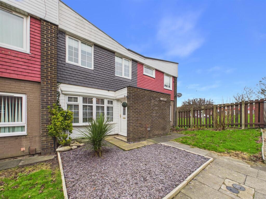 Main image of property: Bramhope Green, Harlow Green, Low Fell