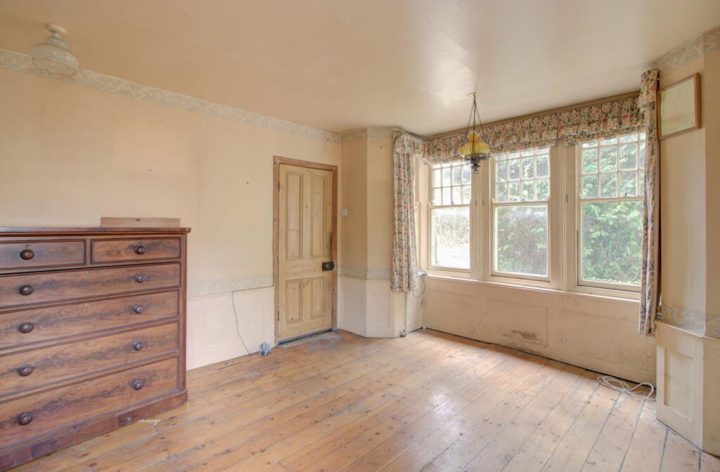House in Swindon - View 5