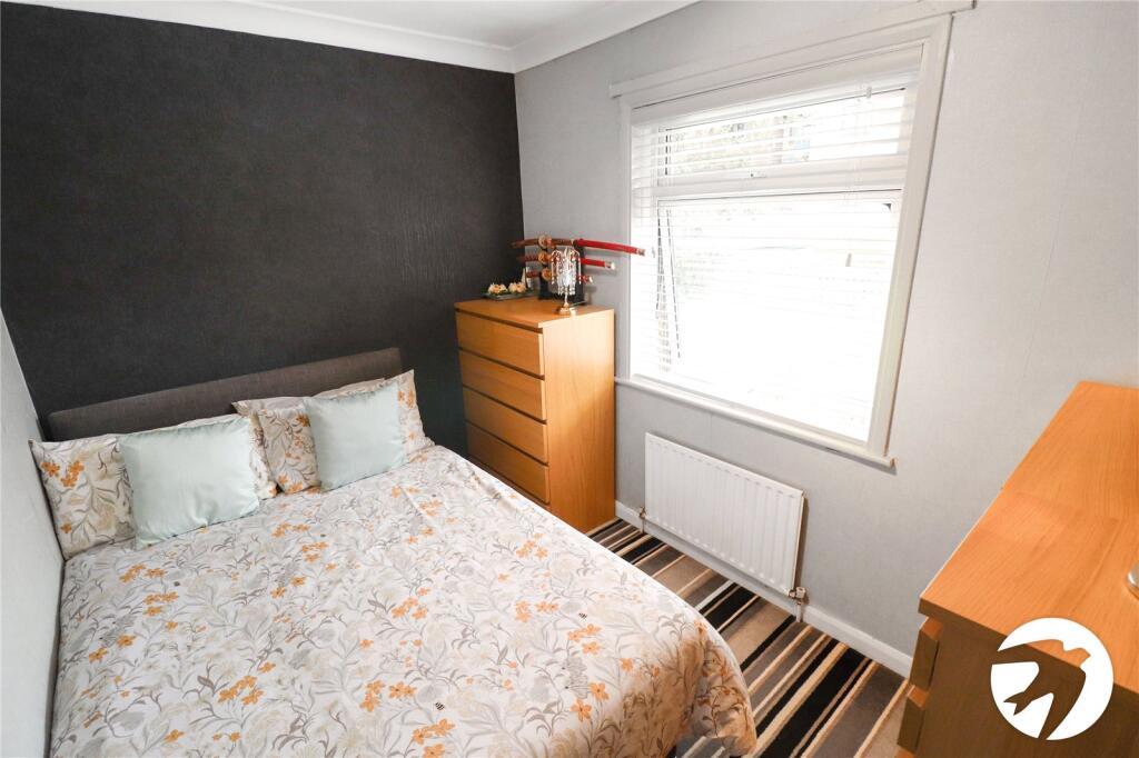 House in London - View 5