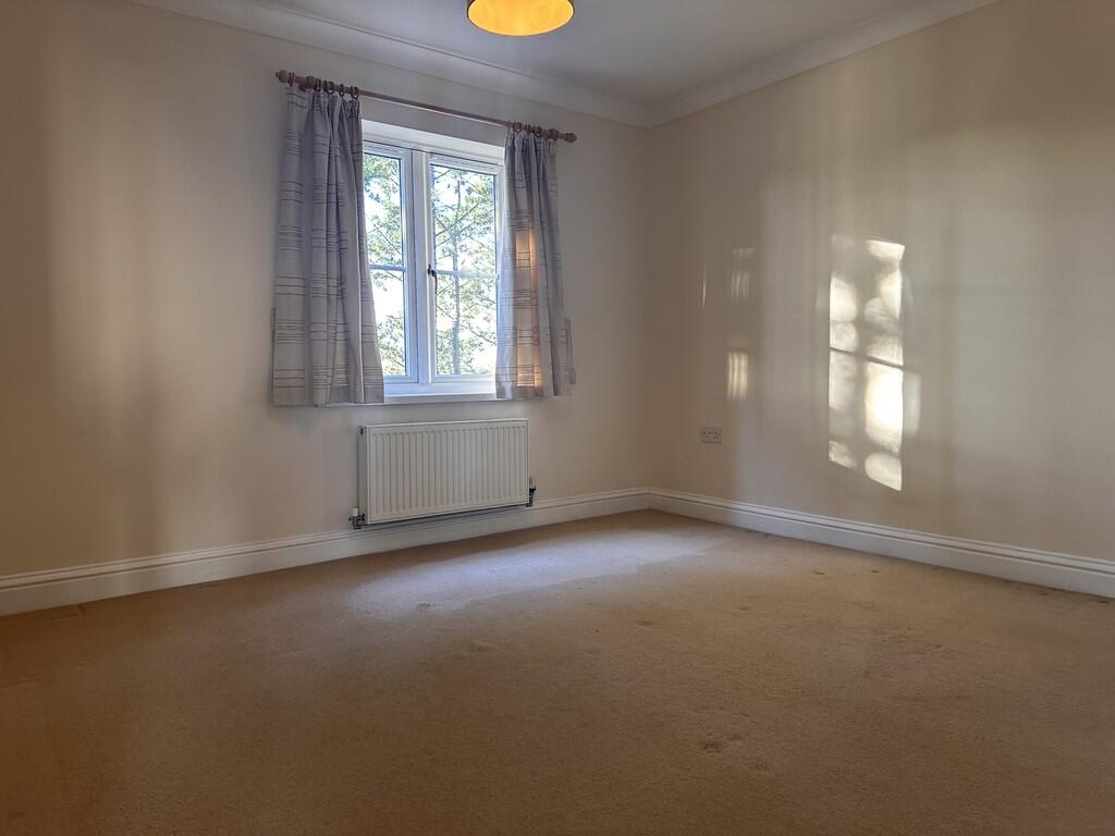 Apartment in Peterborough - More