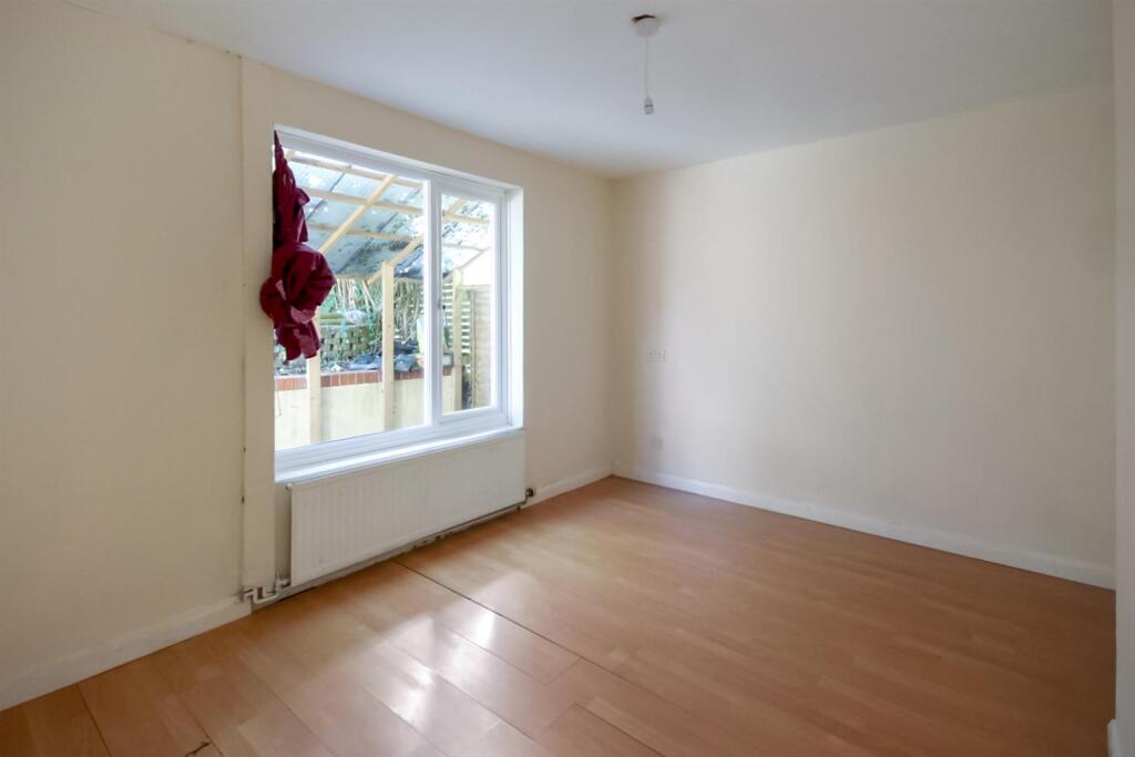 House in Brighton - View 4