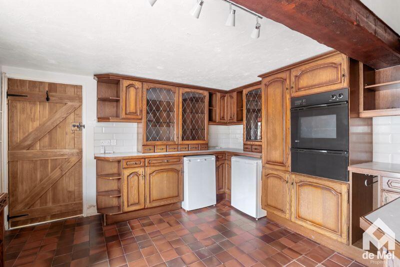 Bowbridge Lane, Prestbury, Cheltenham, GL52 photo 3