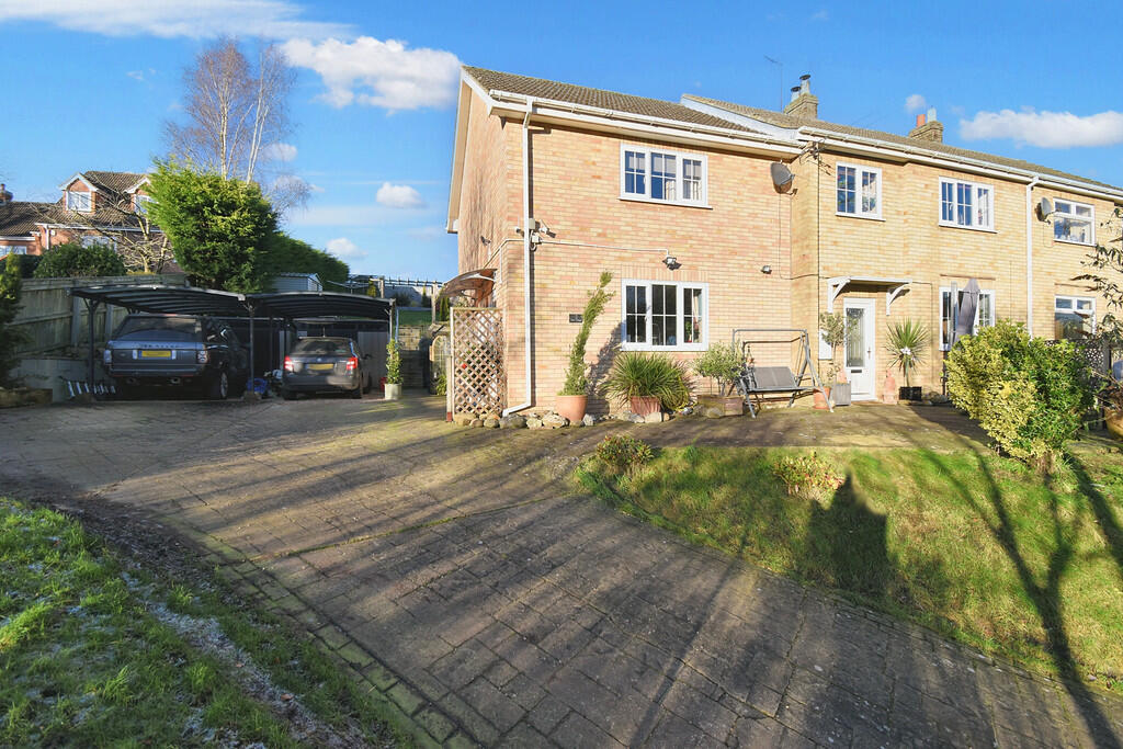 Main image of property: 2 New Cottages, Welton Le Wold, Louth LN11 0QT