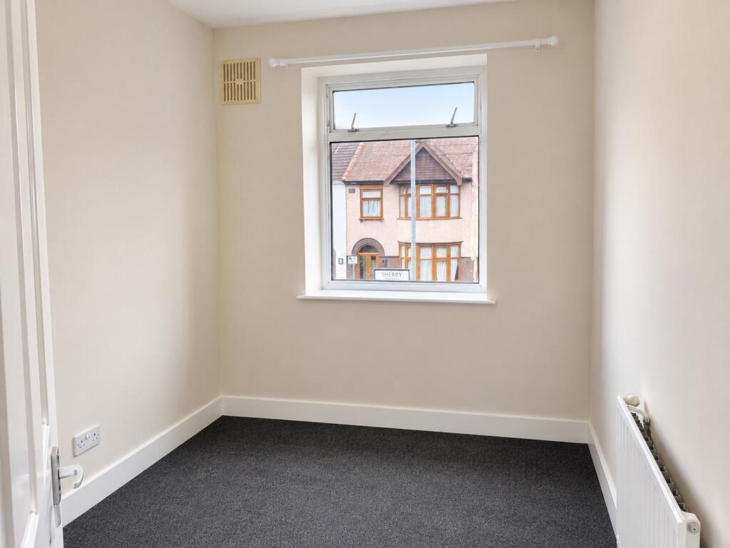 House in Ilford - View 4