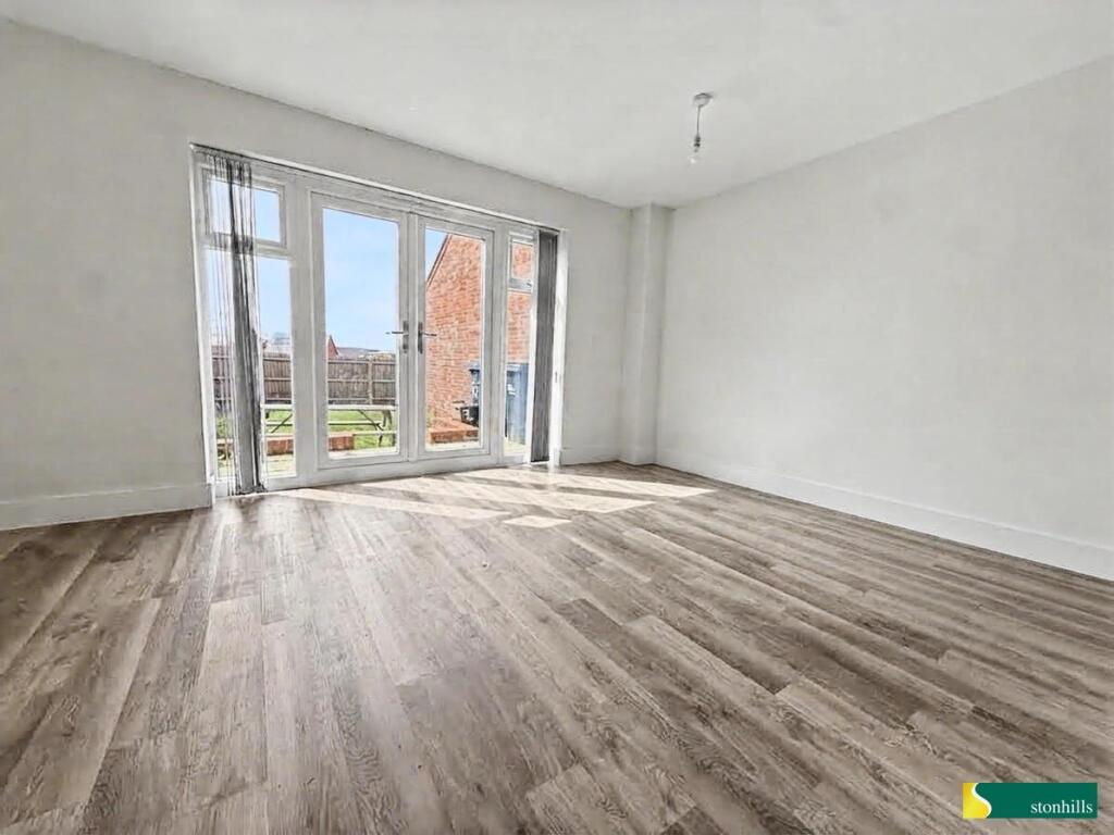 House in Northampton, Boughton - View 4