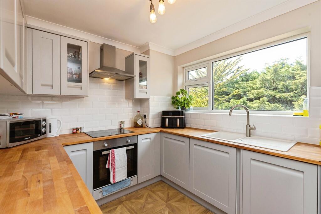 Sea Road, Boscombe, Bournemouth – pohled 4
